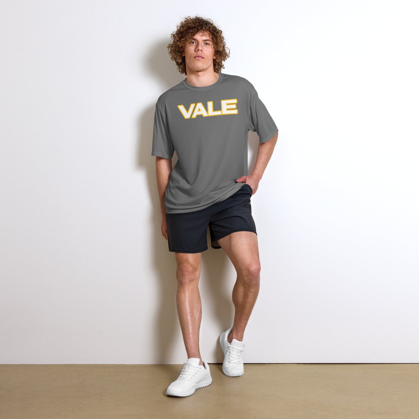 Vale Unisex performance crew neck t-shirt